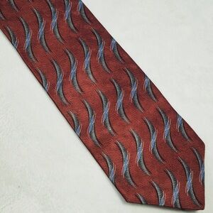 Bruno Conte Elegant Red Patterned Tie